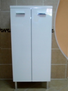 SEMICOLOANA THUS ALBA,50x110x34, 2 USI, PICIOARE CROMATE